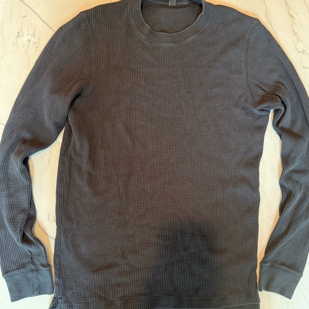 Uniqlo Black Waffle Knit Long Sleeve